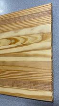 Load image into Gallery viewer, Red/White Oak Cutting Board
